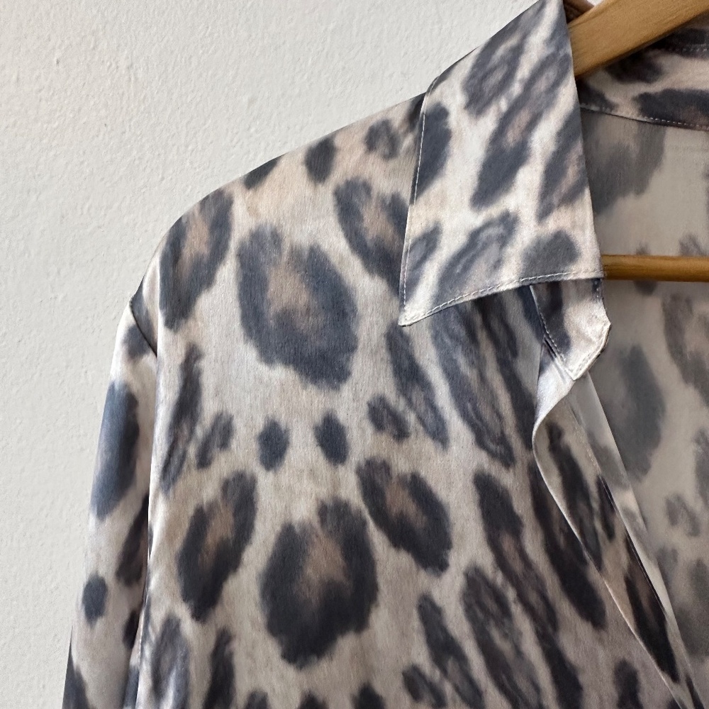 NWT Catherine Gee Daria French Cuff Silk Blouse - New Leopard | Size Large - Picture 7 of 11